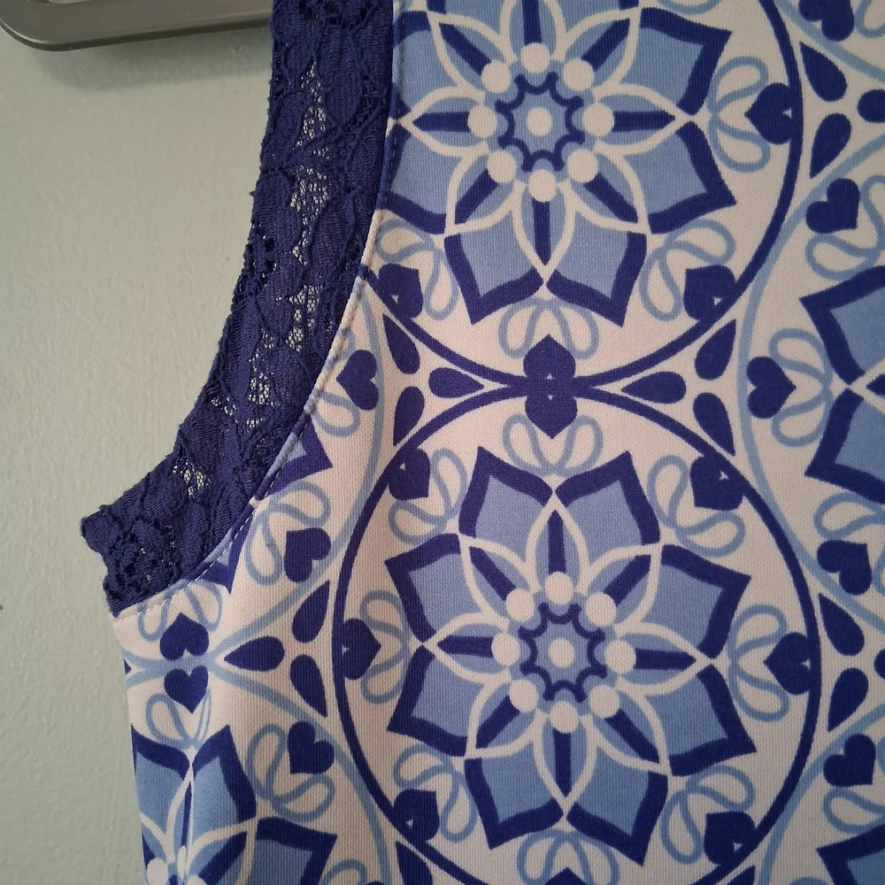 Bonnie Jean Girls Blue and White Patterned Sleeveless Dress Size 16